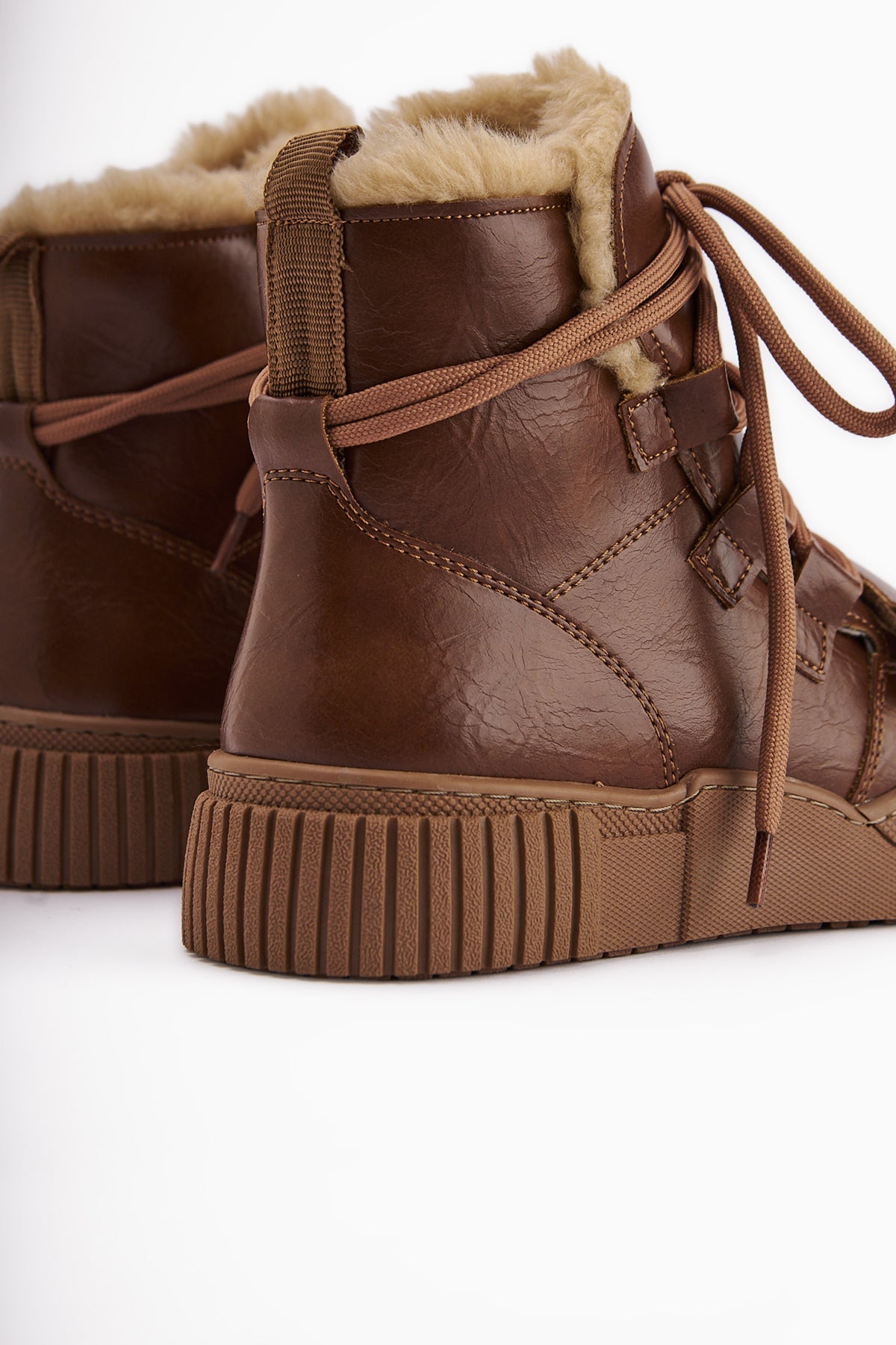 Yanisa Taba Fur-Lined Lace-up Women's Sport Boot