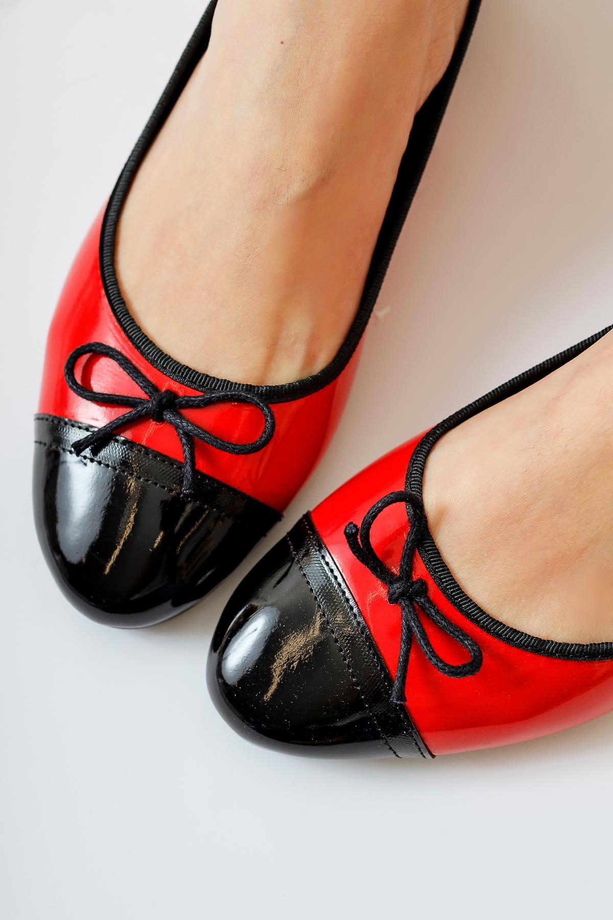 Sobhie Red Patent Leather Black-Tipped Bow-Detailed Ballet Flats