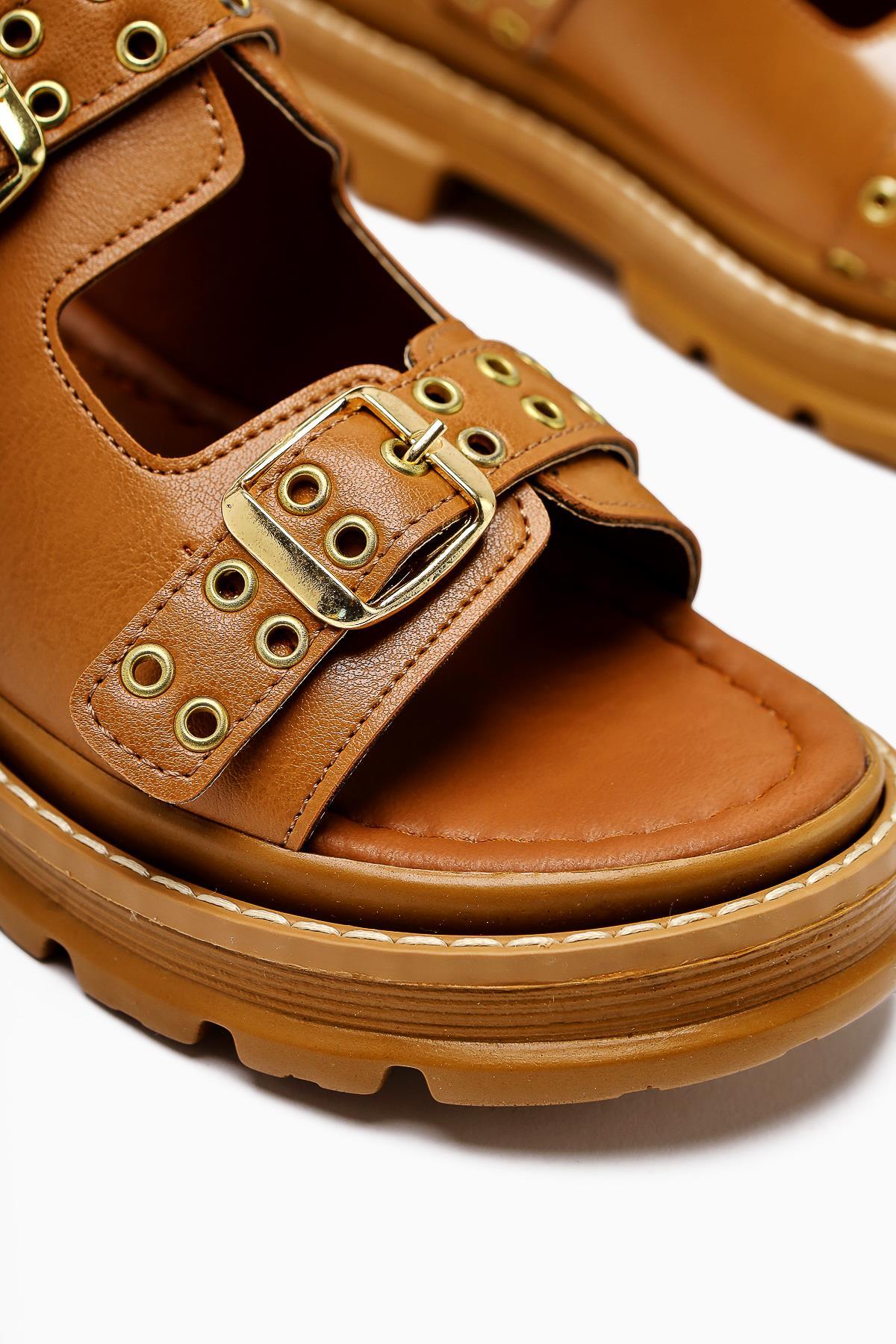 Julija Women's Taba Double Strap Studded Chunky Sandals