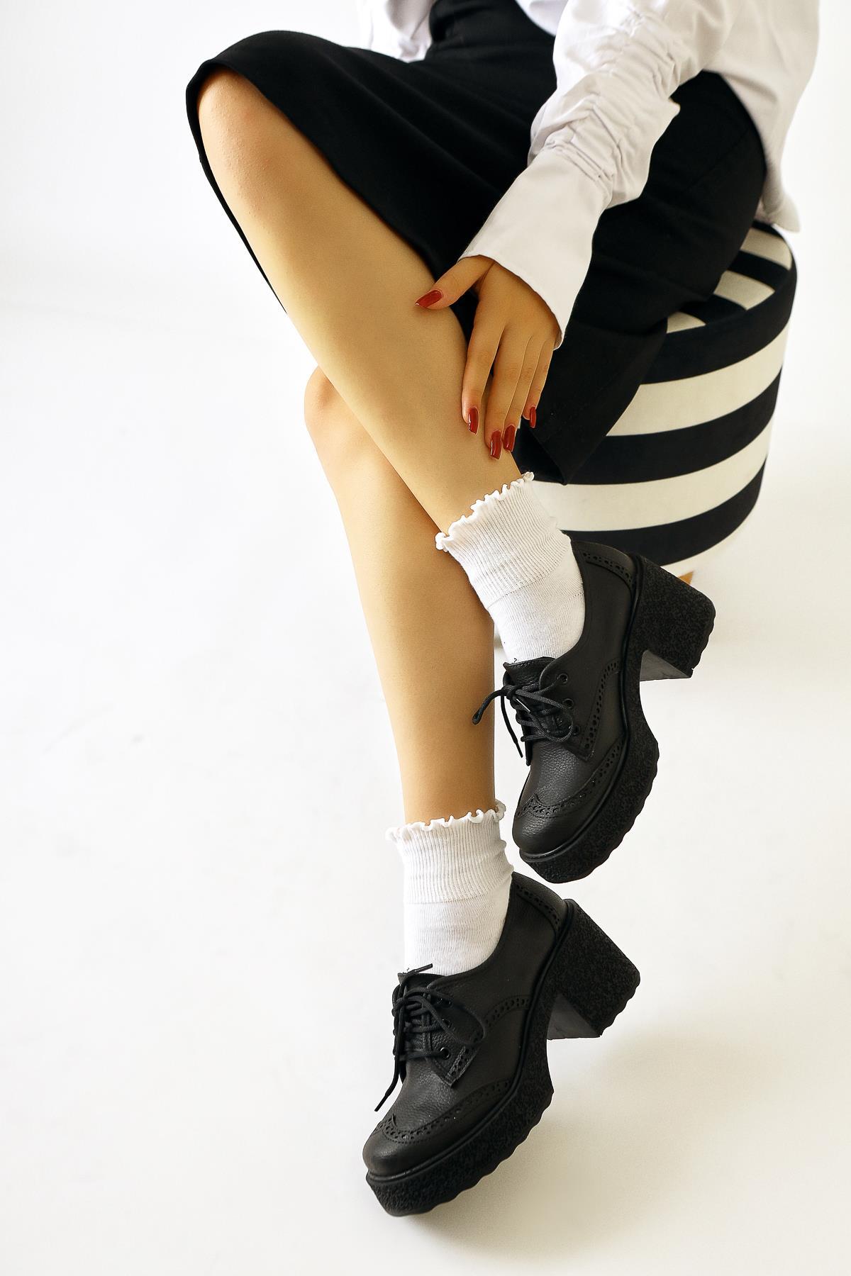 Lenie Black Laser-Cut Detail Casual Shoe