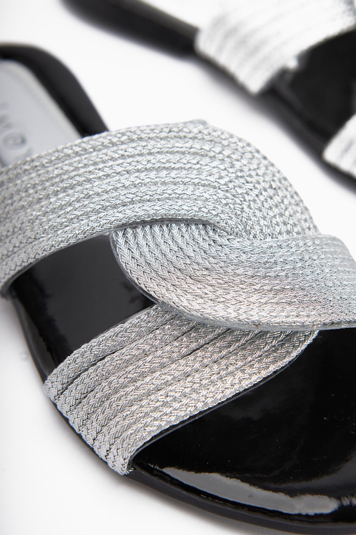 Nihaal – Silver Cross-Strap Flat Slide (Women)