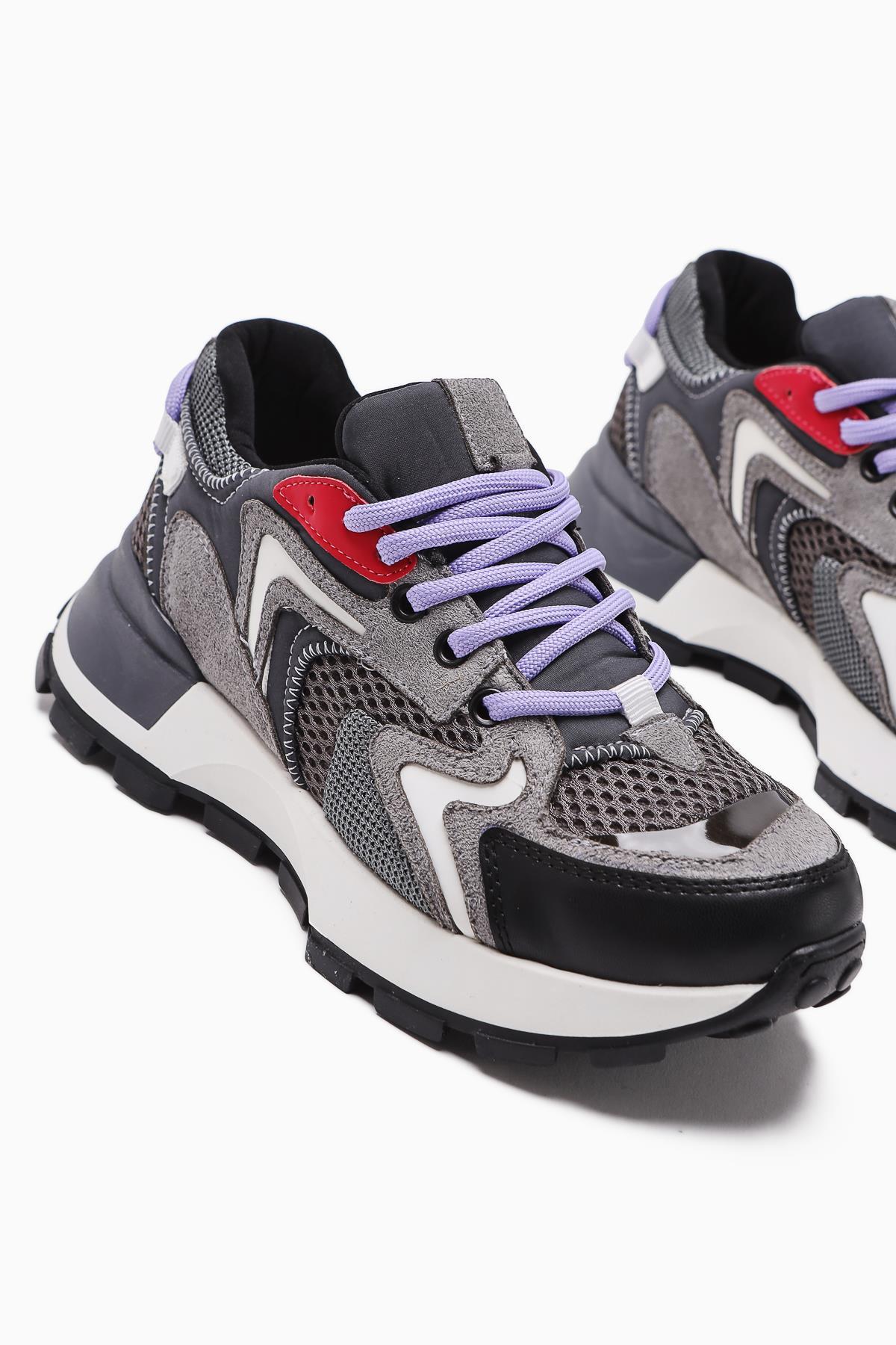 Onella – Charcoal Suede-Detail Lace-Up Sneaker (Women)