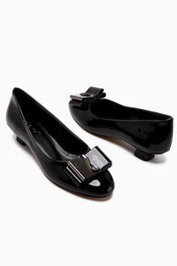 Sian – Black Patent Buckle-Detail Low-Heel Shoe (Women)