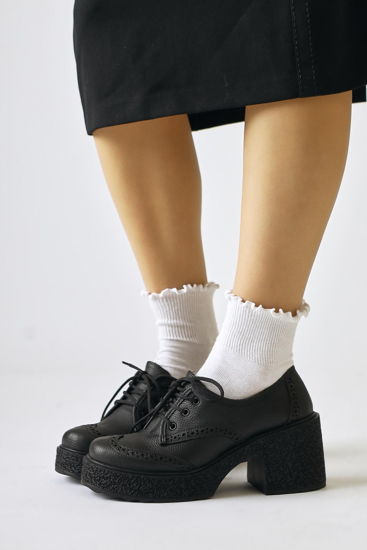 Lenie Black Laser-Cut Detail Casual Shoe