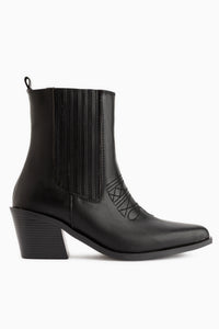 Elvia Black Elastic Women’s Boots