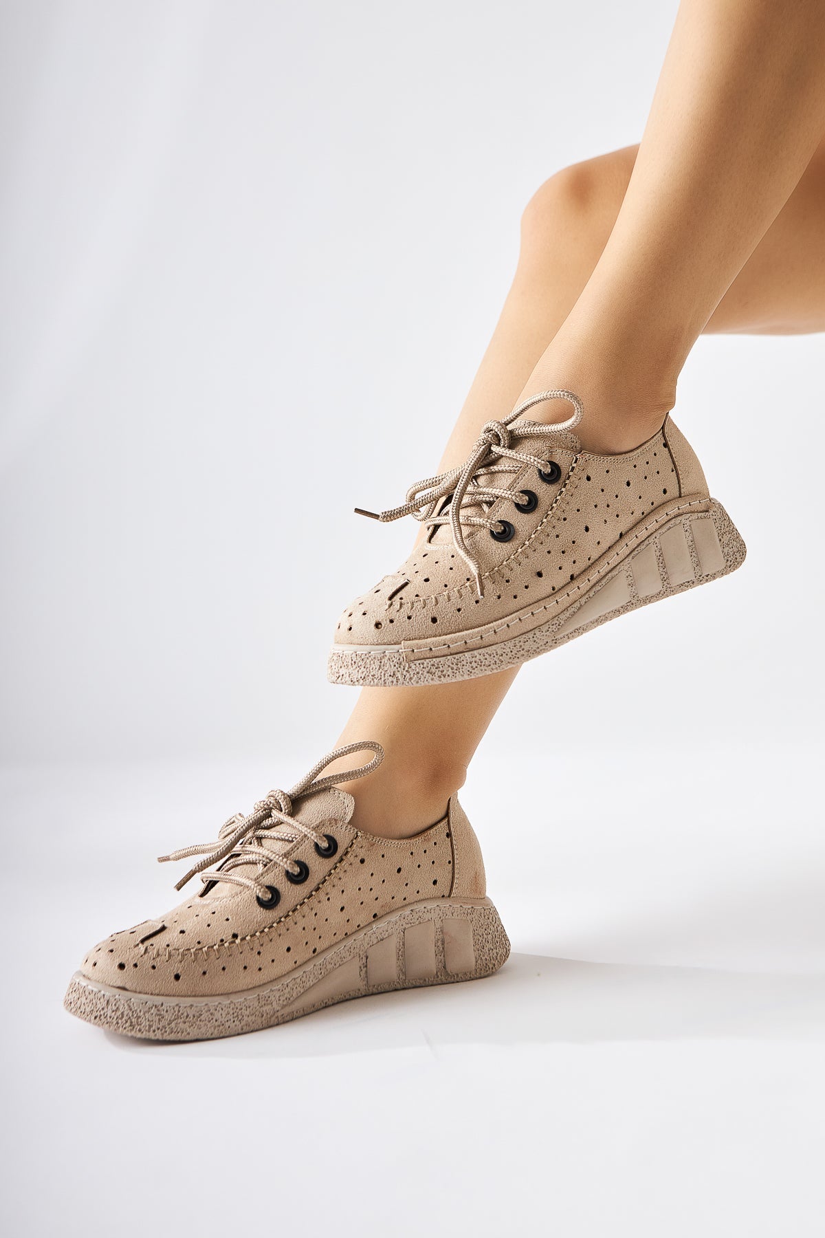 Juli – Beige Suede Lace-Up Casual Shoe (Women)