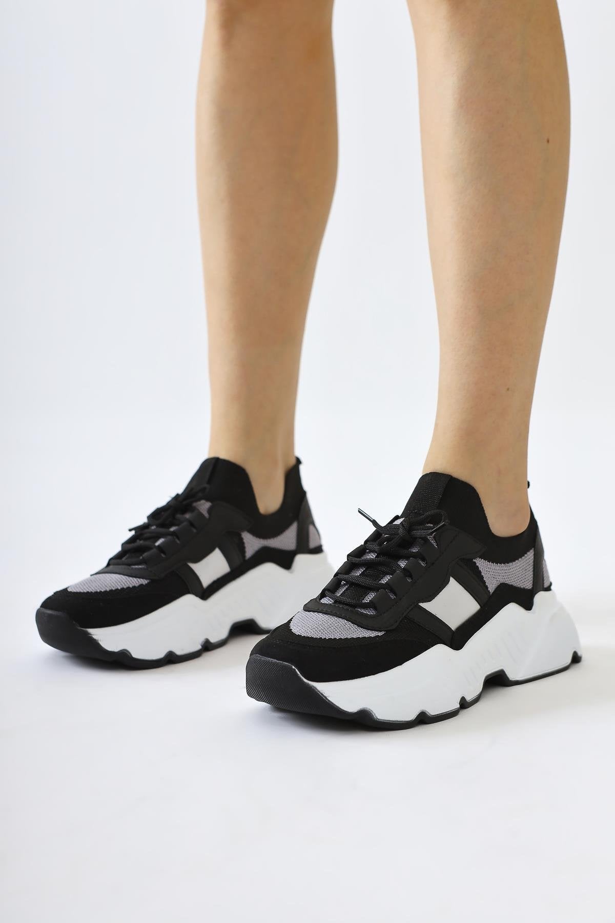 Mireia Black Sneakers with Suede Detail and Weave