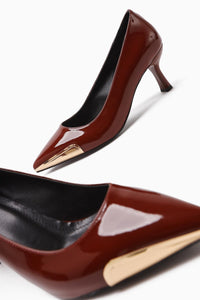 Carlota – Burgundy Patent Pointed-Toe Metal-Detail Heeled Shoe (Women)