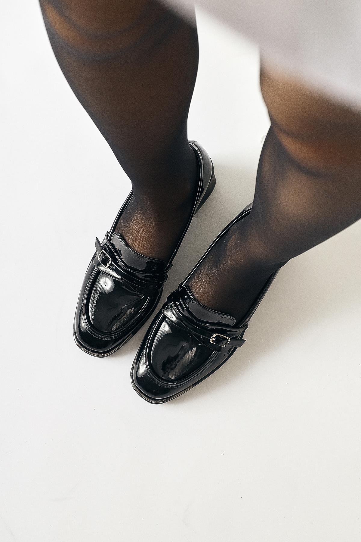 Luba Black Patent Buckle Detailed Short Heel Everyday Shoe