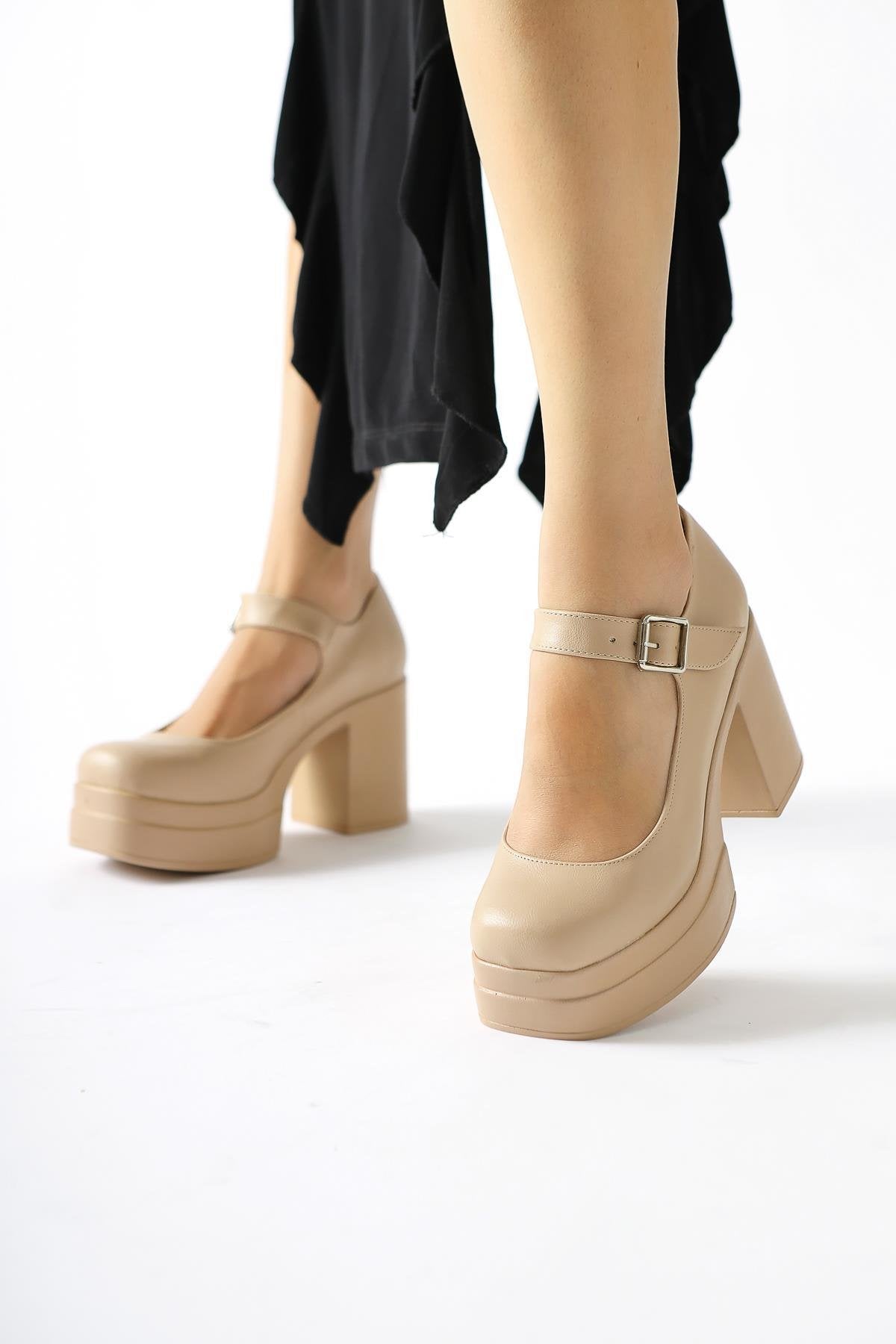 Adelin Nude Oval Toe Platform Daily Shoes