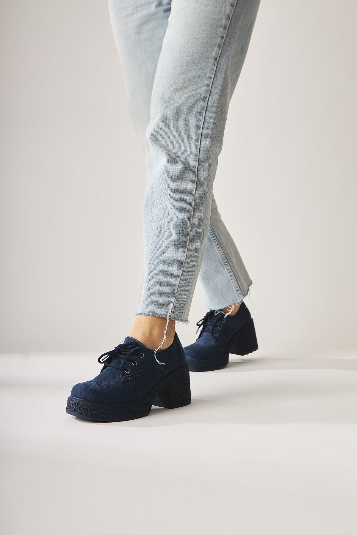 Lenie – Navy Suede Laser-Cut Detail Casual Shoe (Women)