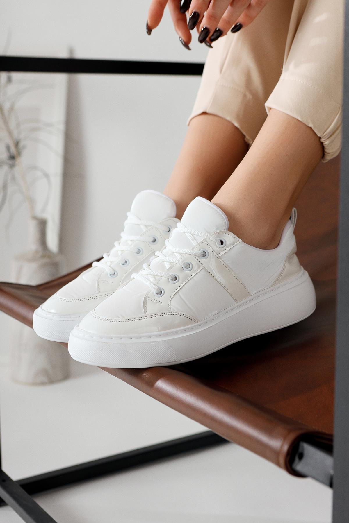 Jakleen White Patent Leather Detailed Parachute Sneakers