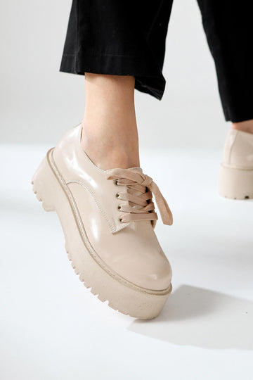 Alisson Beige Patent Leather Oval Toe Thick Soled Casual Shoe