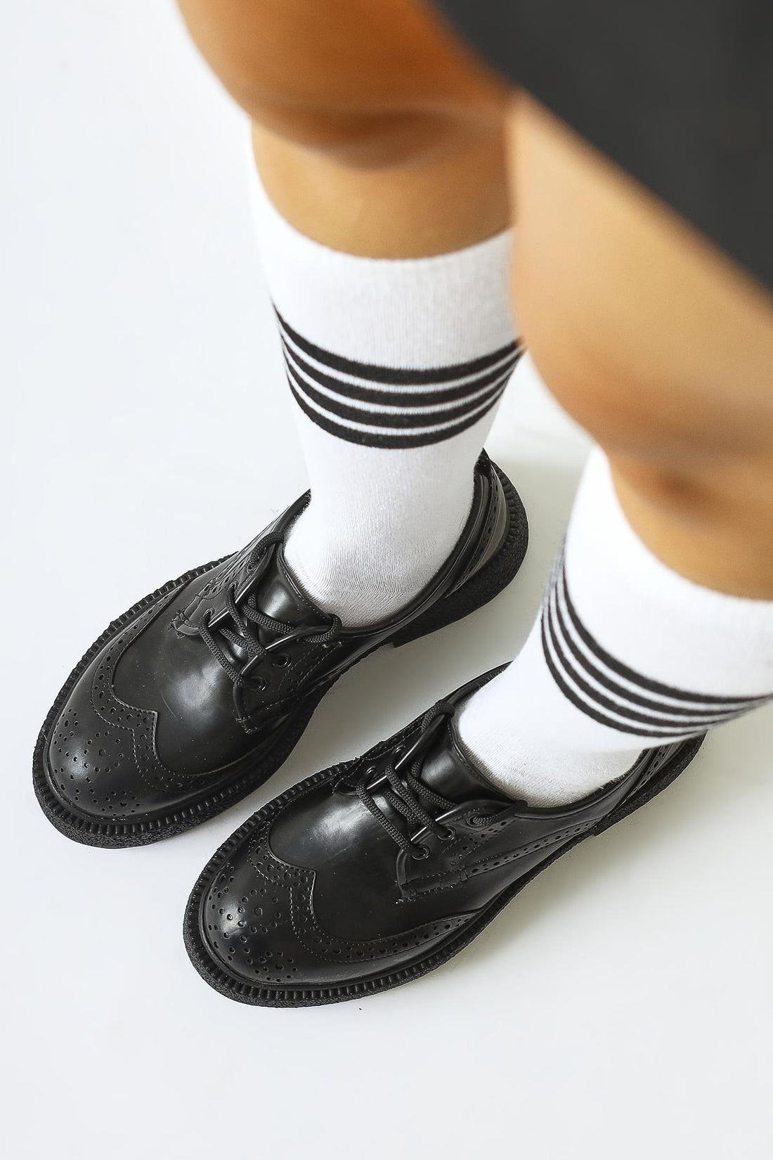 Rossy Black Everyday Shoes with Oval Toe and Laser Cut Detail