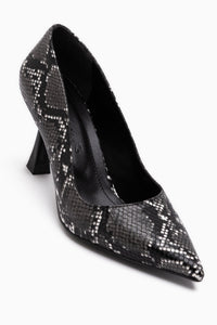 Celestine Black Snake Patterned Sequin Detailed Women’s Stiletto