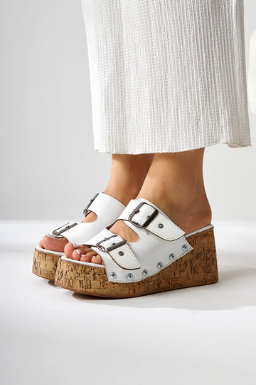 Ratka White Double-Strapped Platform Heeled Women's Slippers