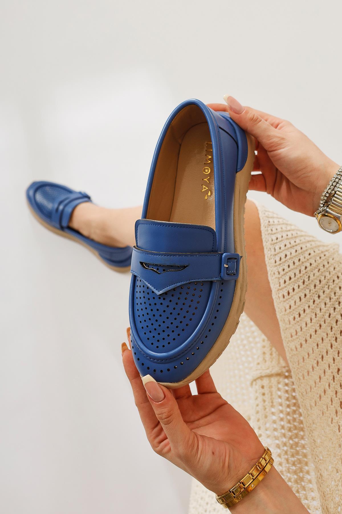 Zain – Blue Laser-Cut Buckle-Detail Ballet Flat (Women)