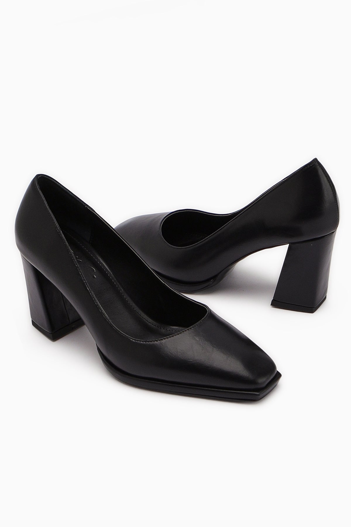 Doriana Women's Black Square Toe High Heels