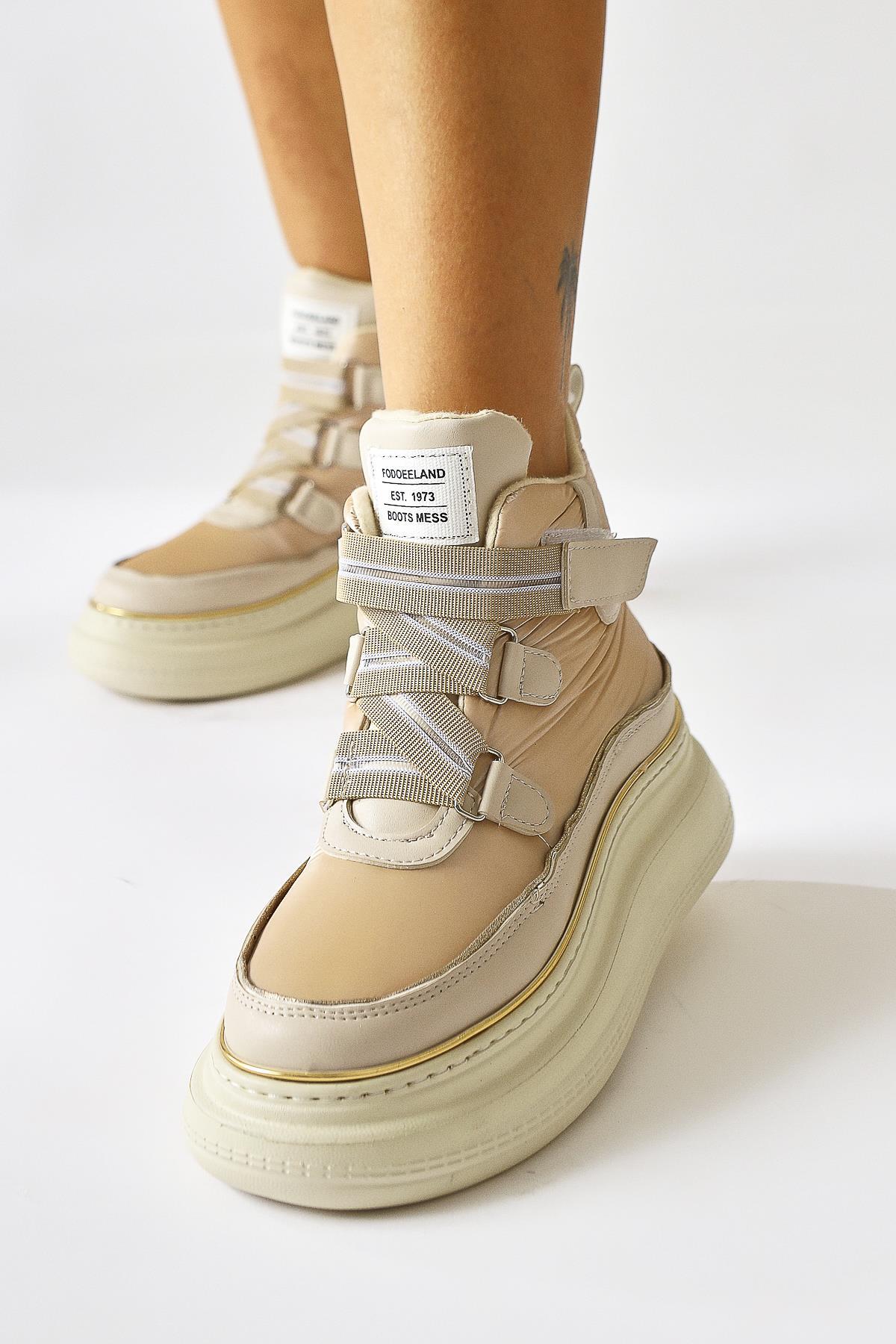 Festina – Beige Fabric-Detail Velcro Sport Boot (Women)