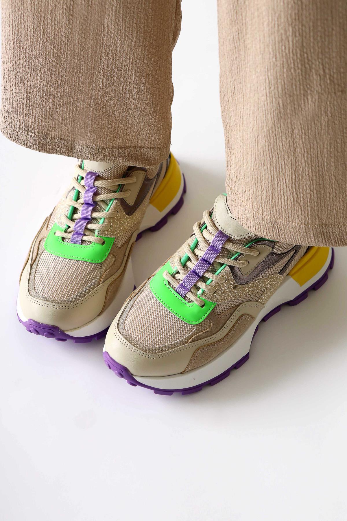 Netta Multicolor (Green) Mesh Detailed Lace-Up Sneakers