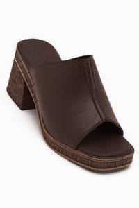 Fanny Brown Heeled Women’s Slippers