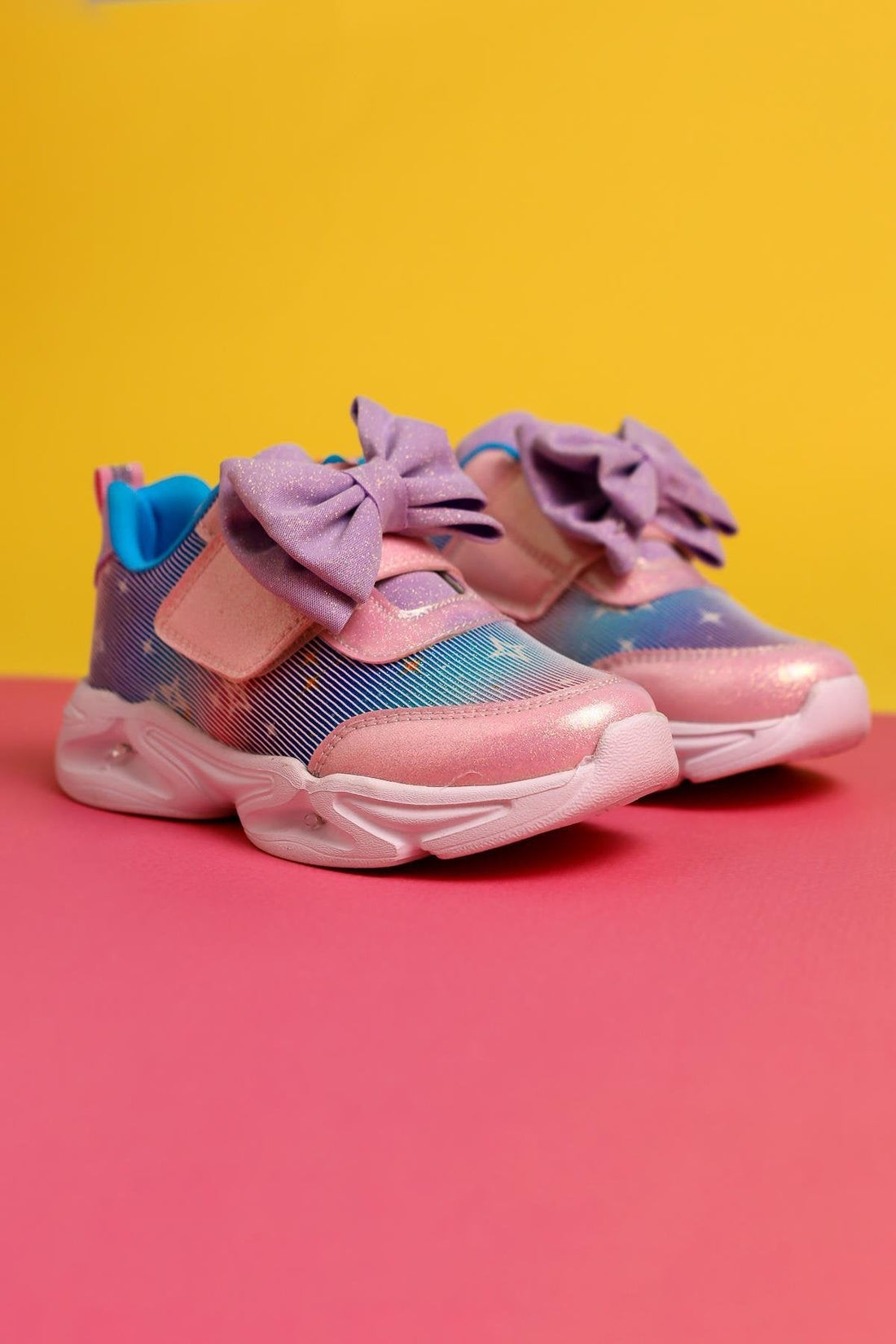 Gaia Powder Pink Kids' Sport Shoes with Bow Detail and Light-Up Features