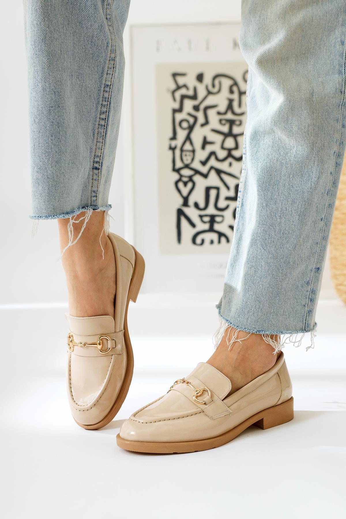 Lise – Nude Patent Buckle-Detail Casual Shoe (Women)