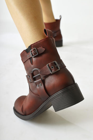 Magi – Burgundy Buckle-Detail Elastic Pull-On Boot (Women)
