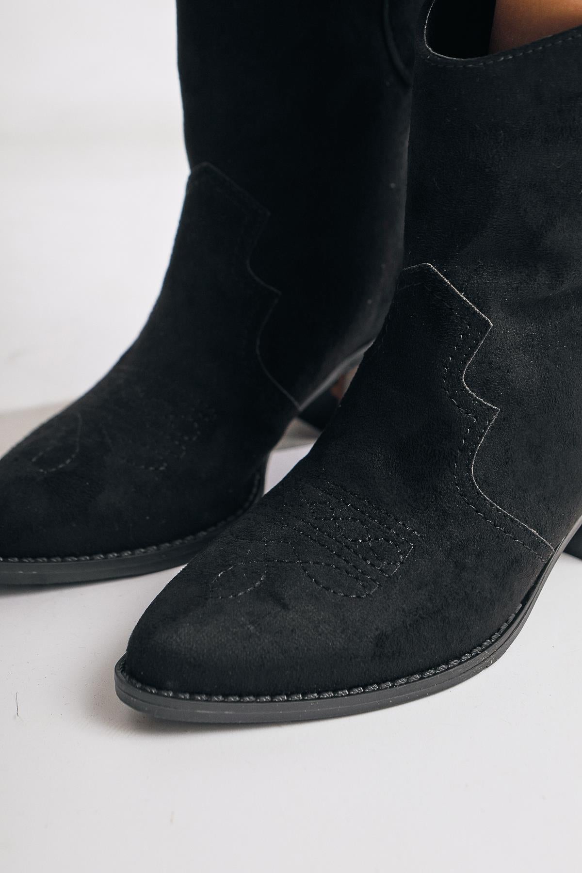 Joo – Black Suede Pointed-Toe Embroidered Western Boot (Women)