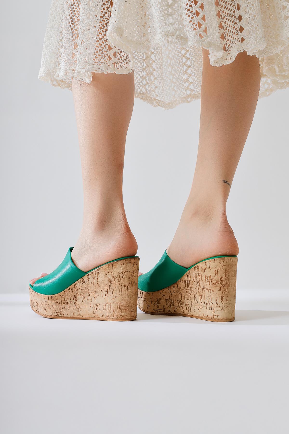 Riya – Green Thick Cork-Platform Slide (Women)