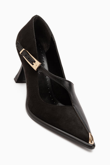 Cruse Black Belted Women’s Heeled Shoes
