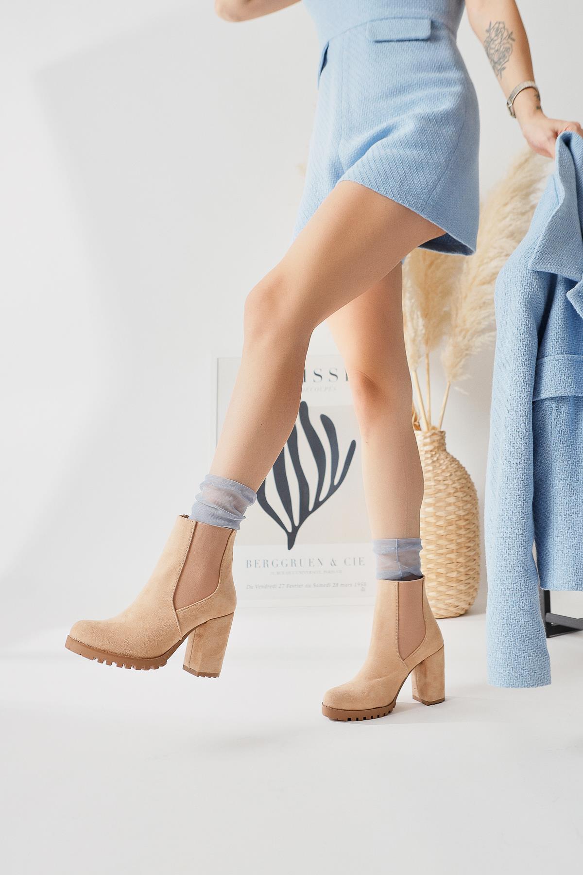 Dorsaf – Cream Suede Oval-Toe Elastic Heeled Boot (Women)