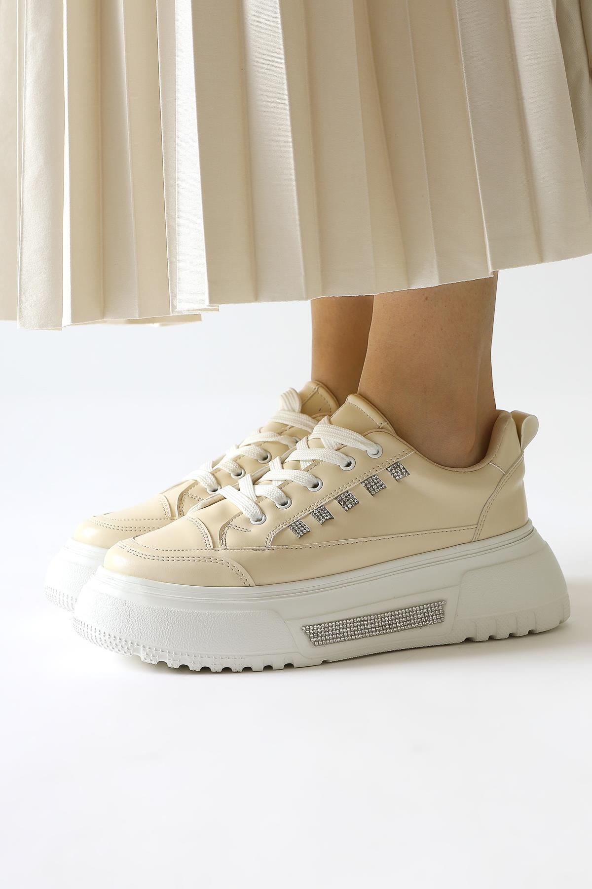 Tram Beige Thick Sole Stone Detailed Lace-up Sneakers