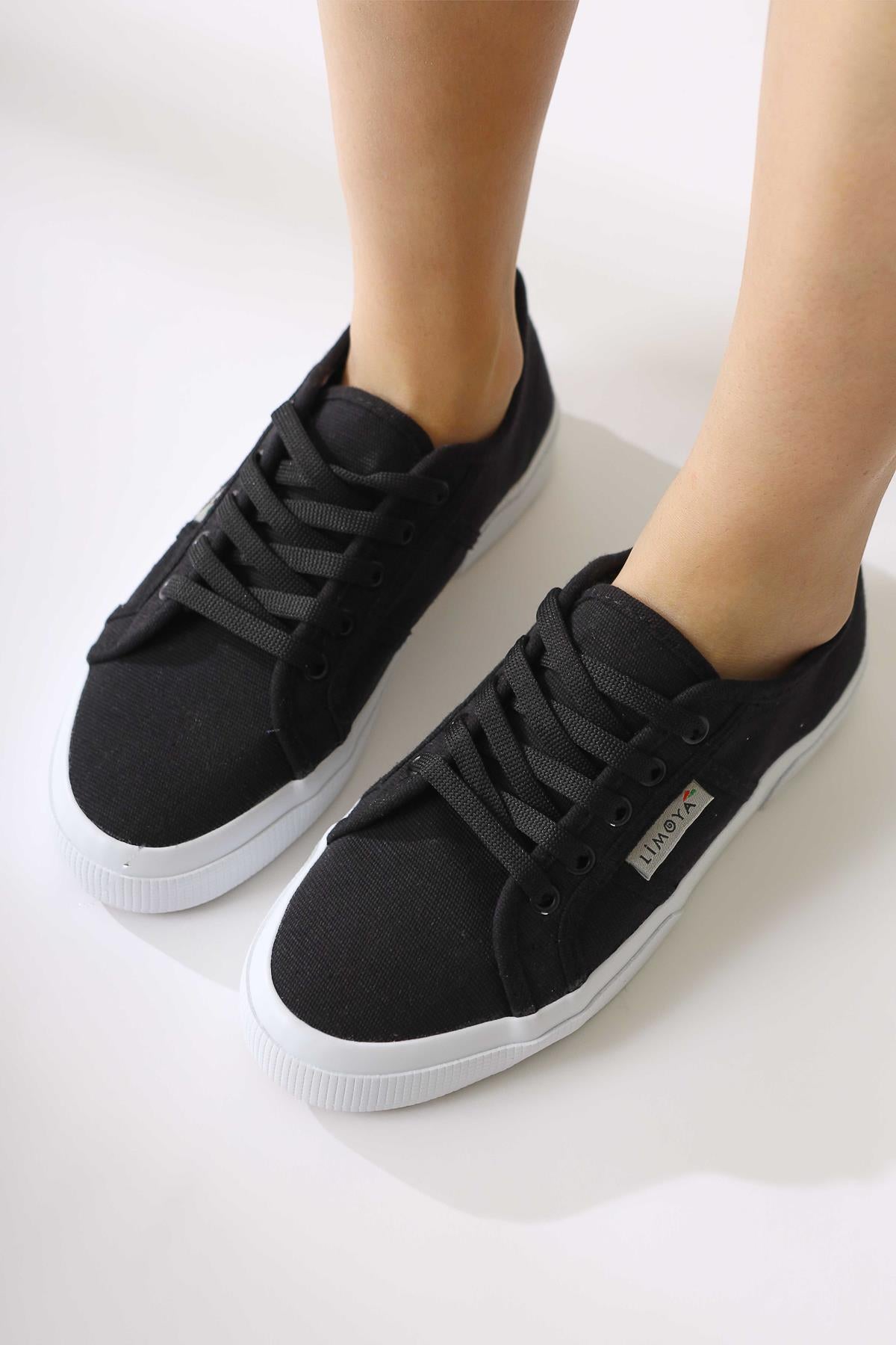 Timon – Black Linen Sneaker (Women)