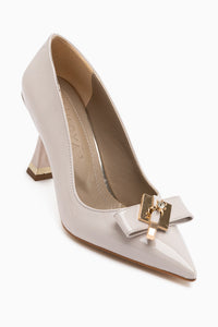 Mimosa Beige Patent Pointed Toe Single Stone Buckle Detailed Women’s Heeled Shoes