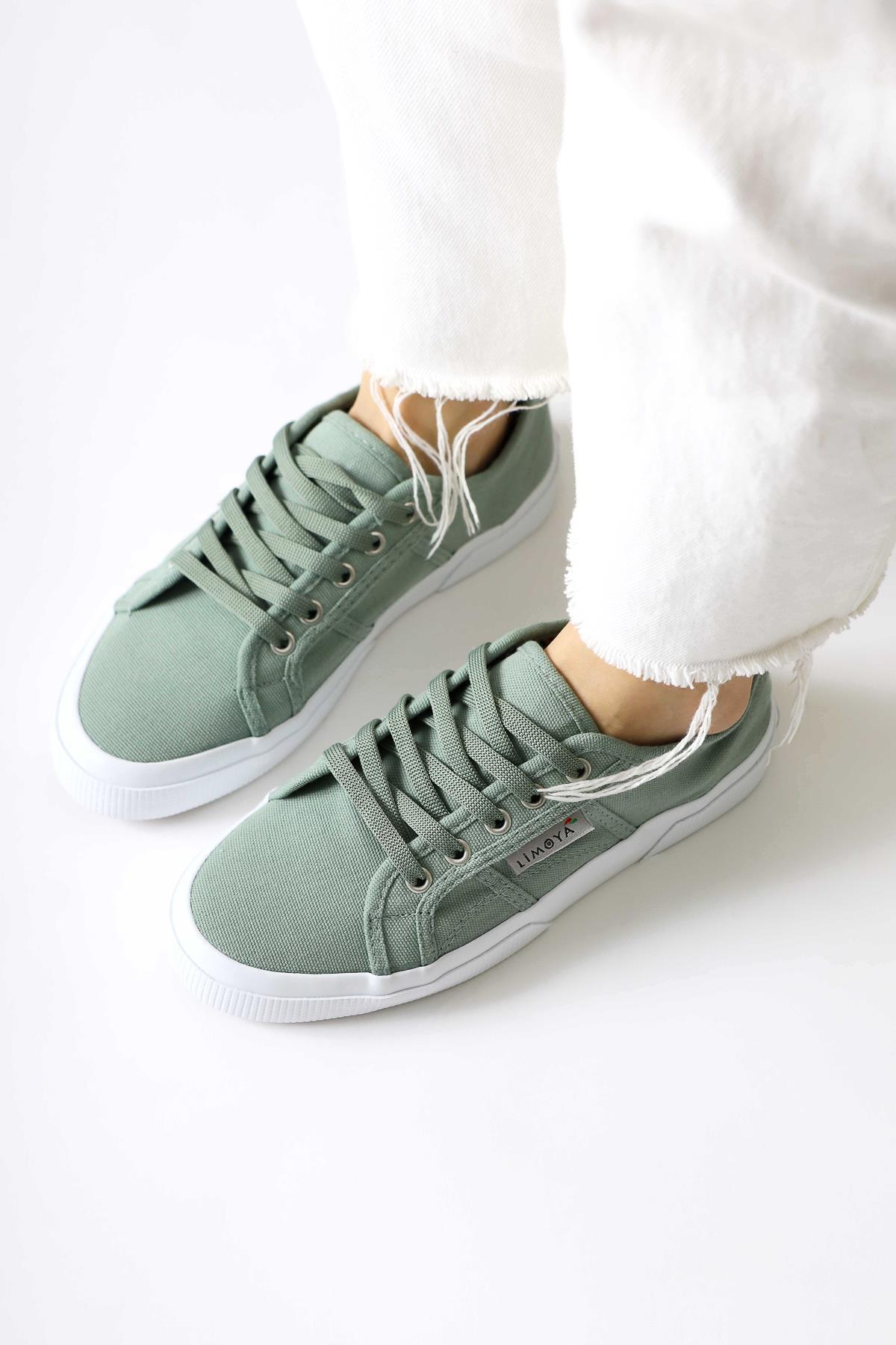 Timon – Mint Linen Sneaker (Women)