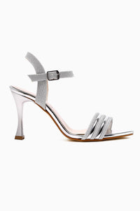 Julianna Silver Patent Pointed Toe Glitter Detailed Women’s Sandal