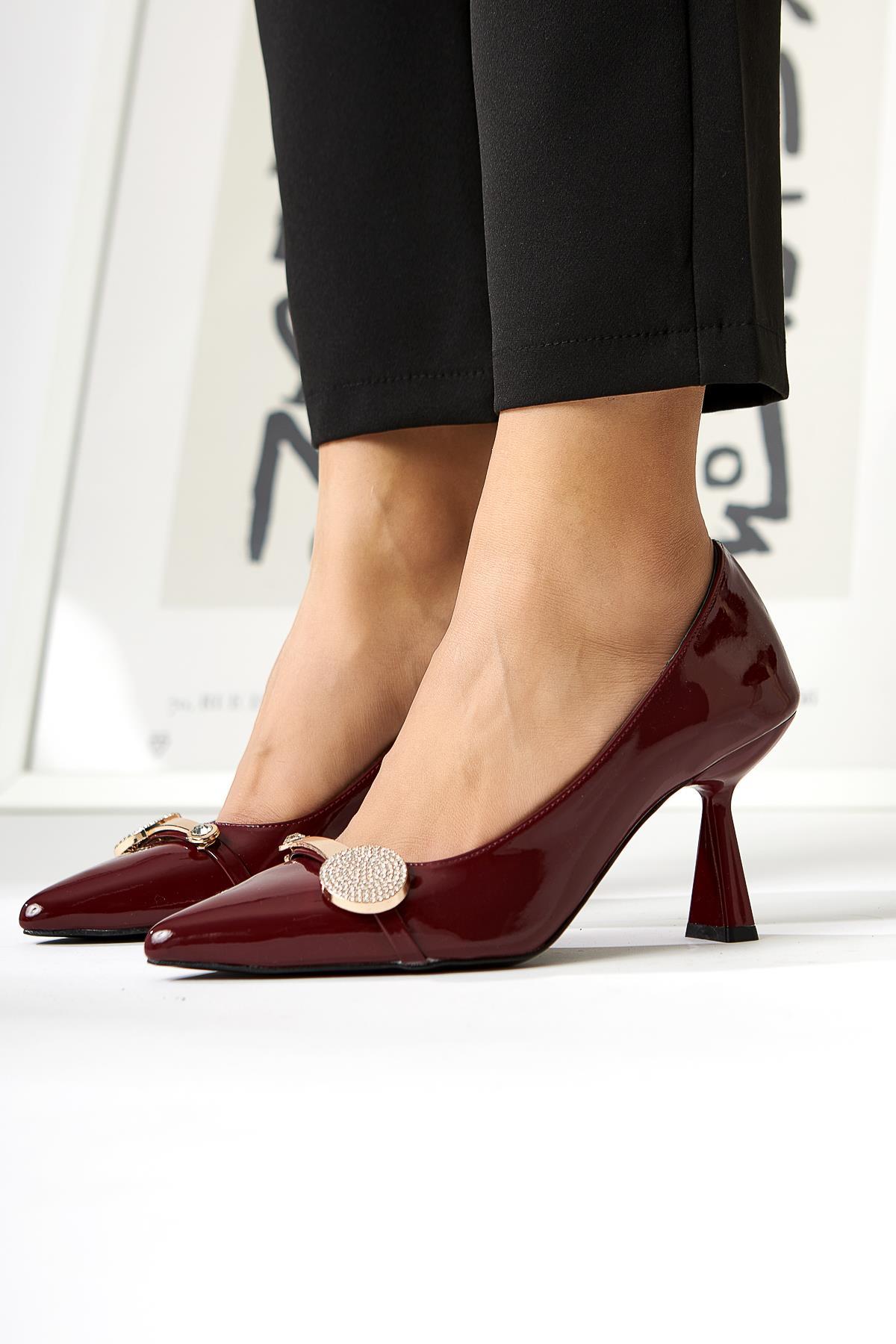 Rafah – Burgundy Patent Stone-Embellished Champagne Heel Shoe (Women)