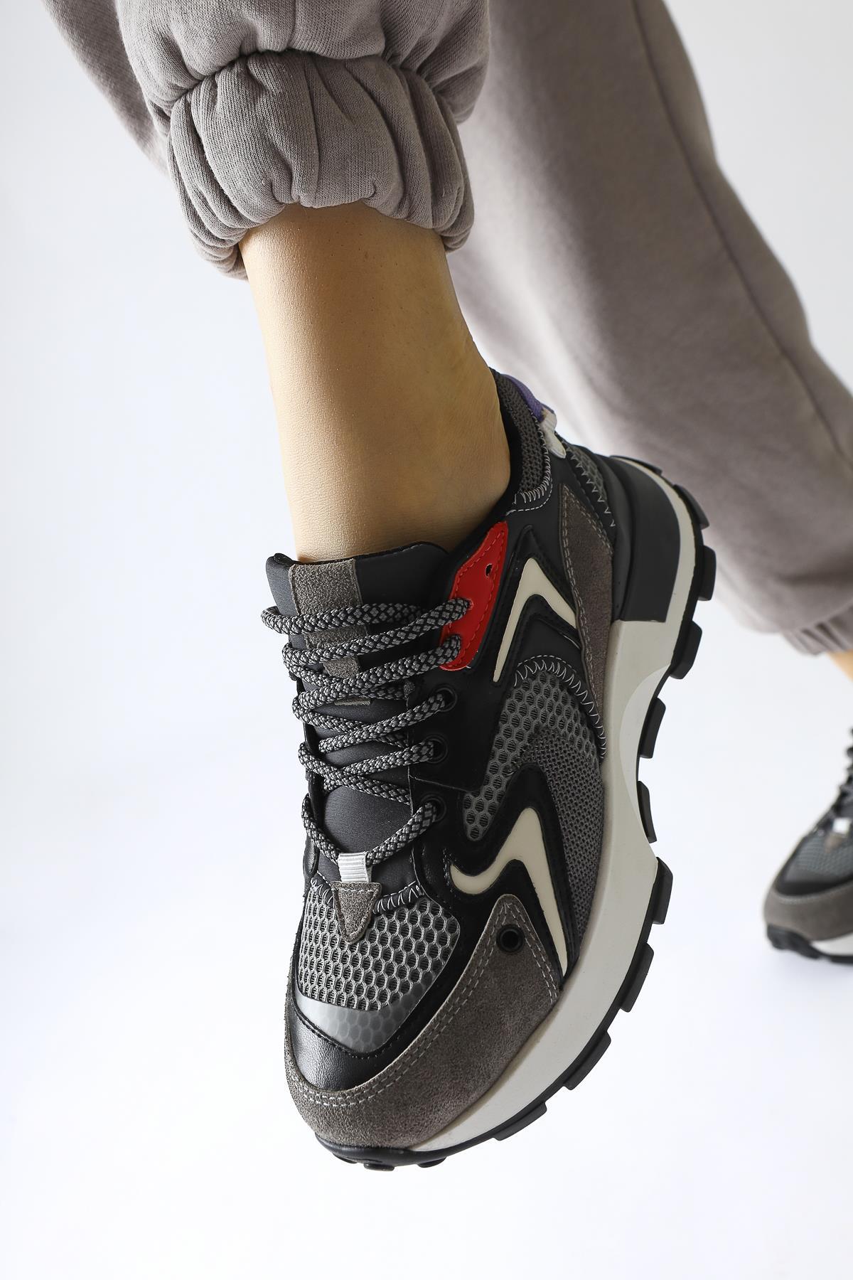 Onella Smoky Suede Detailed Lace-up Sneakers