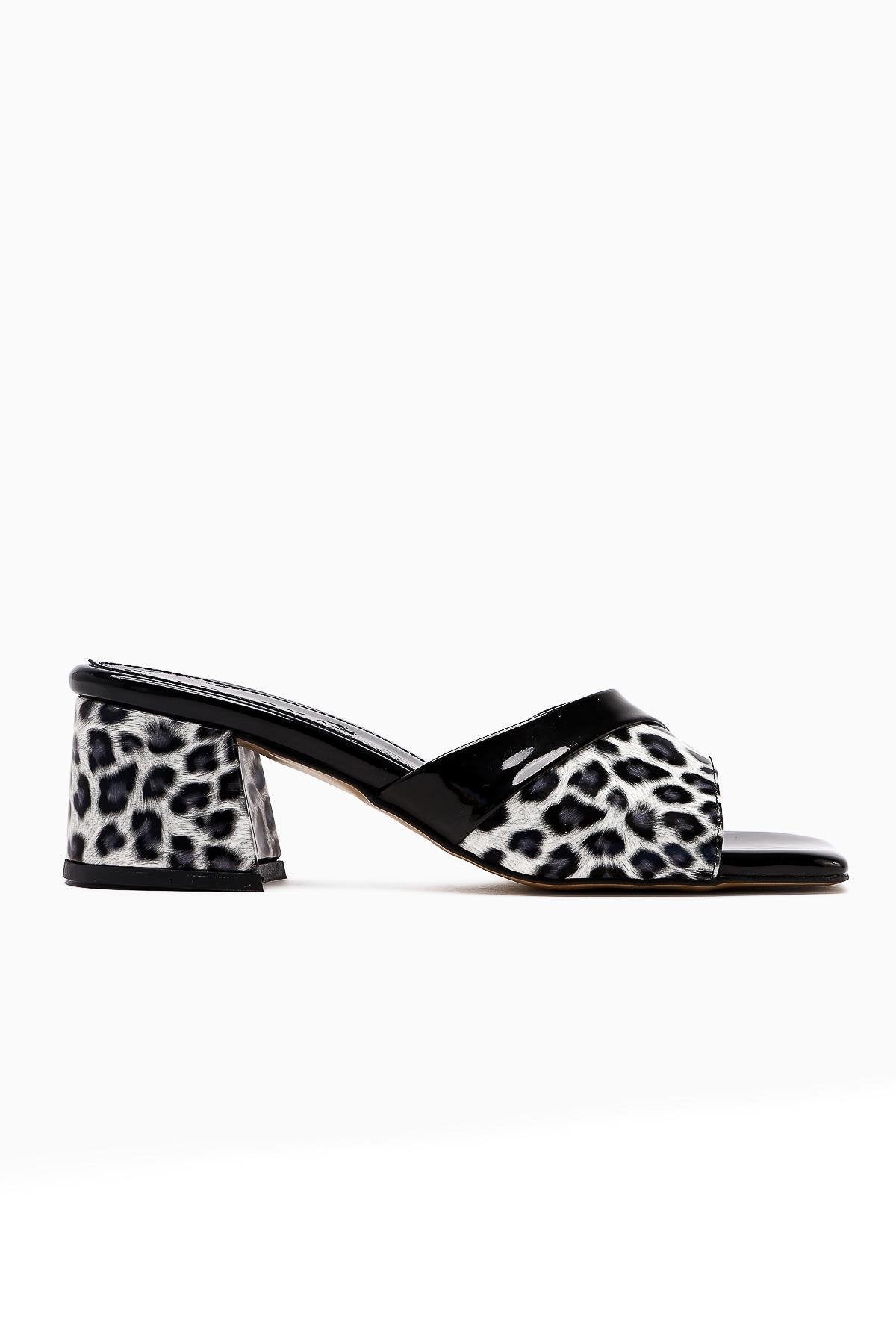Morena Black Patent Leather Low Heeled Slipper with Leopard Detail