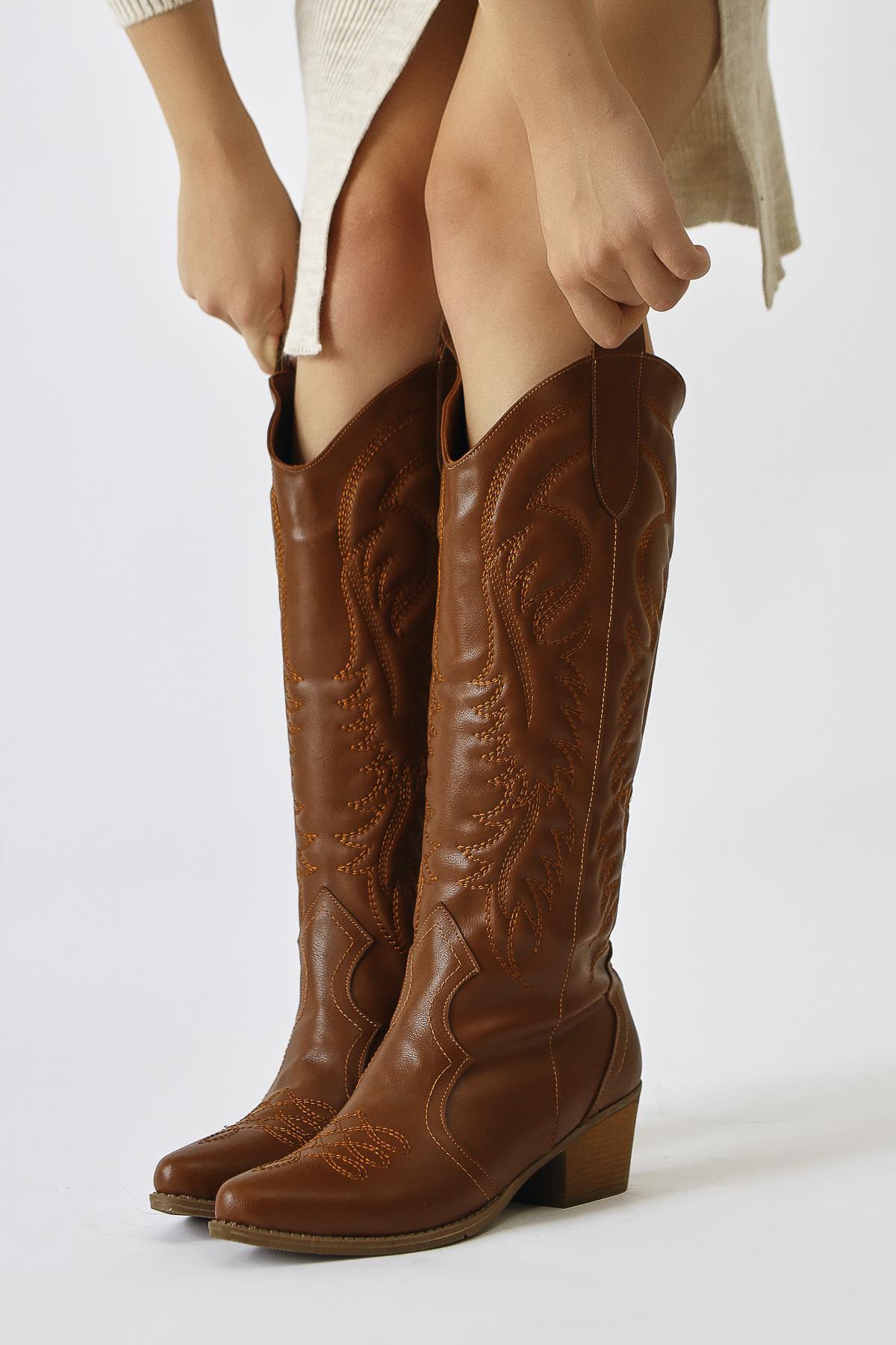 Florida Taba Embroidery Detail Pointed Toe Western Boot