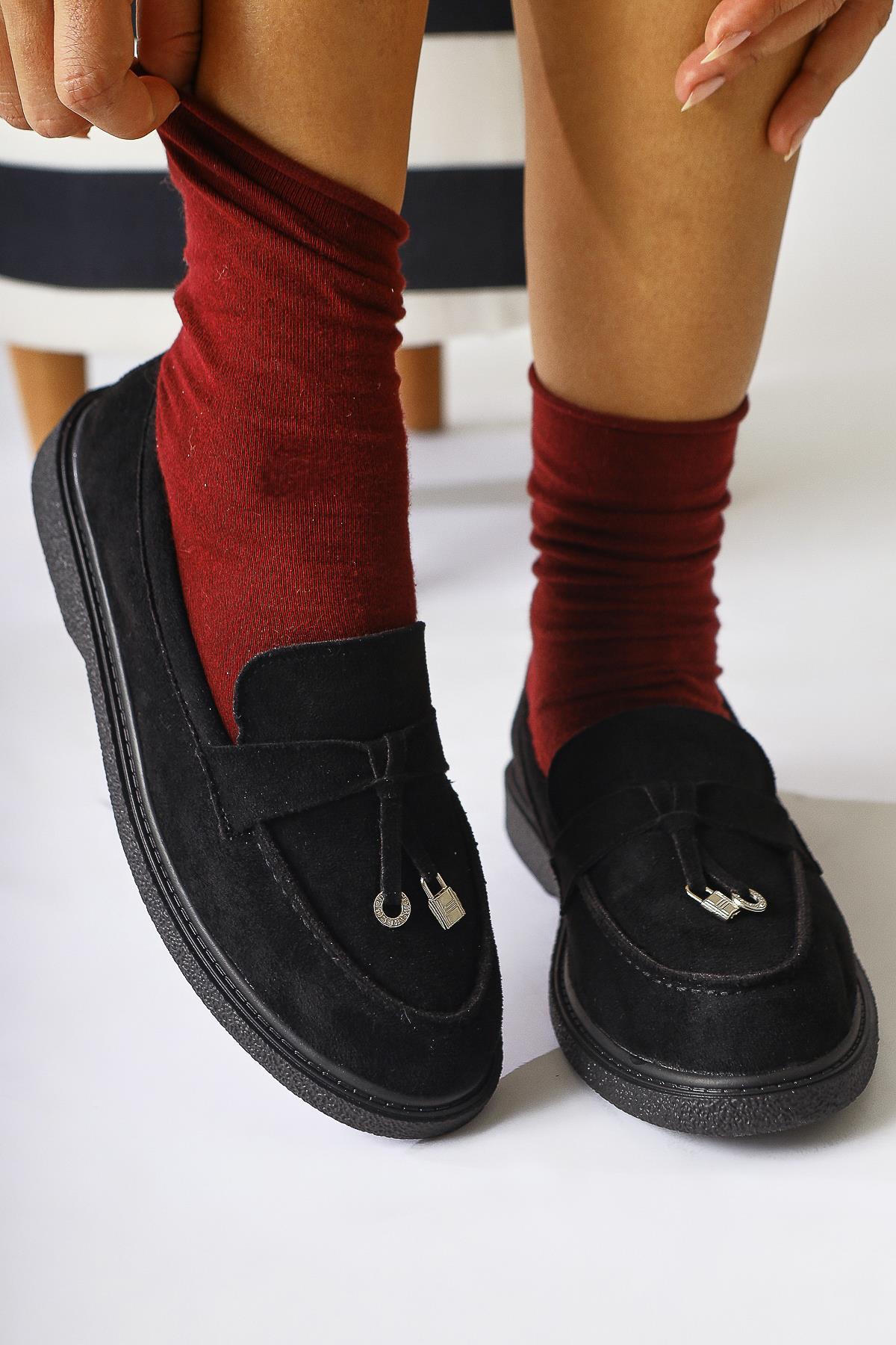 Francina Black Suede Shoe with Tassel Detail and Accessory