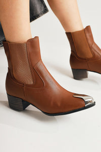 Micki – Cognac Pointed-Toe Metal-Detail Boot (Women)