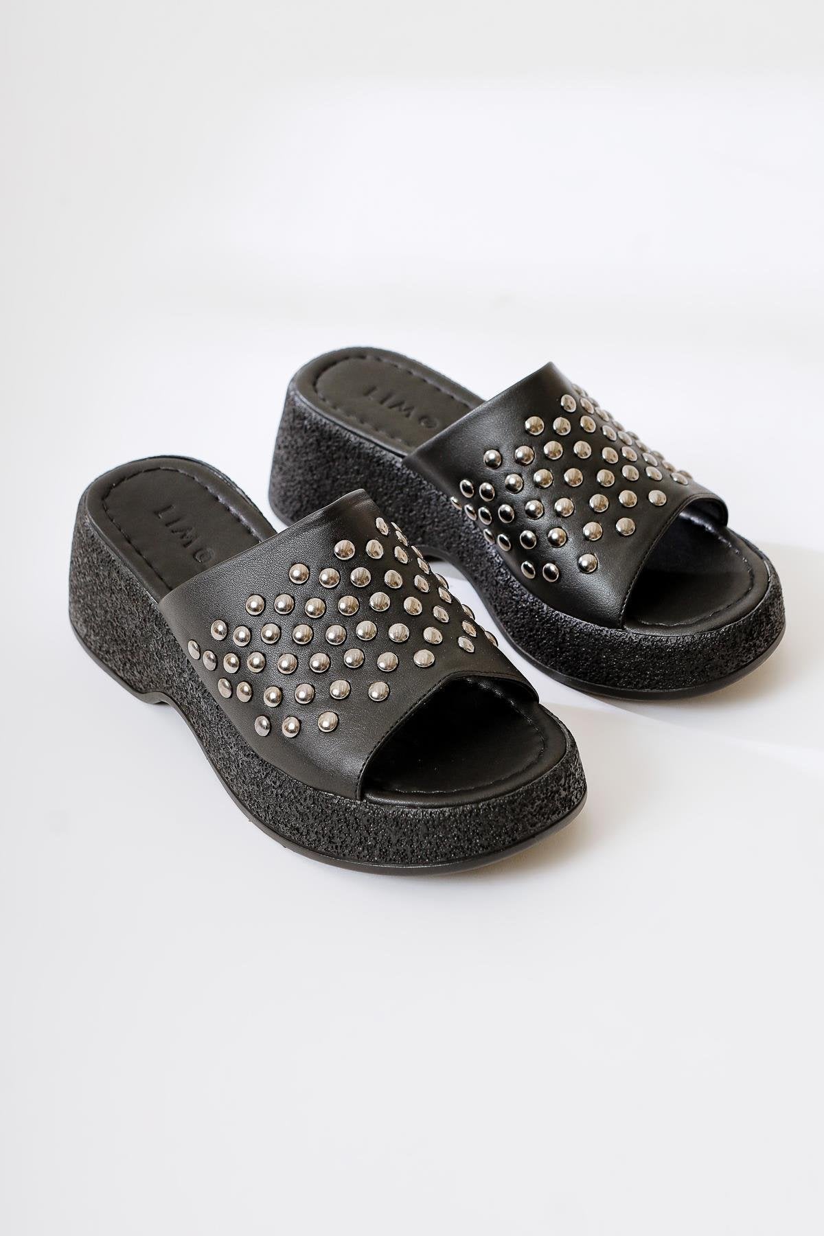 Fenthe – Black Stud-Detail Thick-Soled Slide (Women)