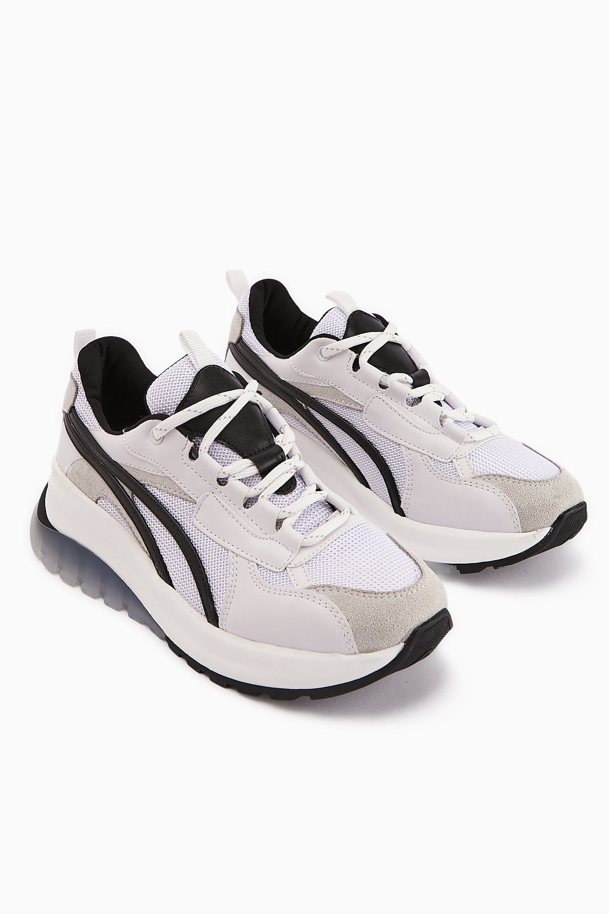 Jillian – White Black Heel-Detail Sneaker (Women)