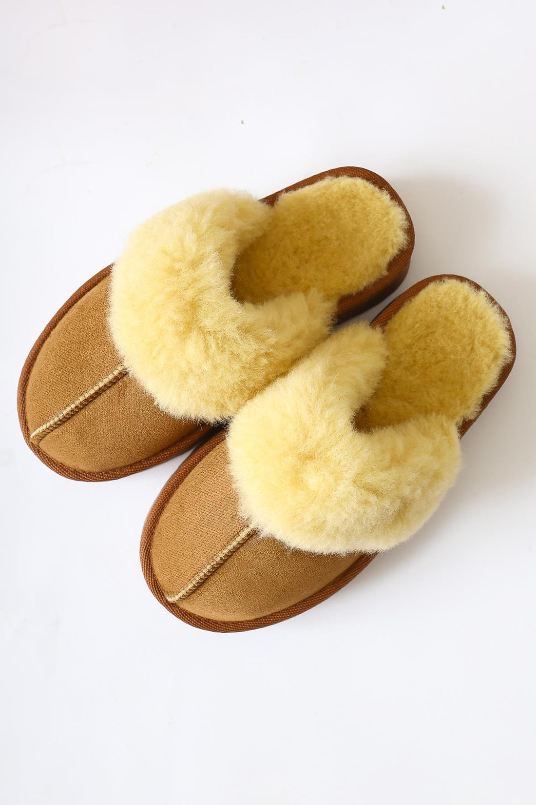 Anne-Margrete – Cognac Suede Vegan Material Vegan Fur-Detail Slide (Women)