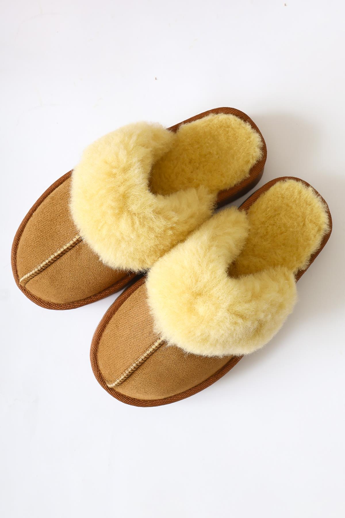 Anne-Margrete – Cognac Suede Vegan Material Vegan Fur-Detail Slide (Women)
