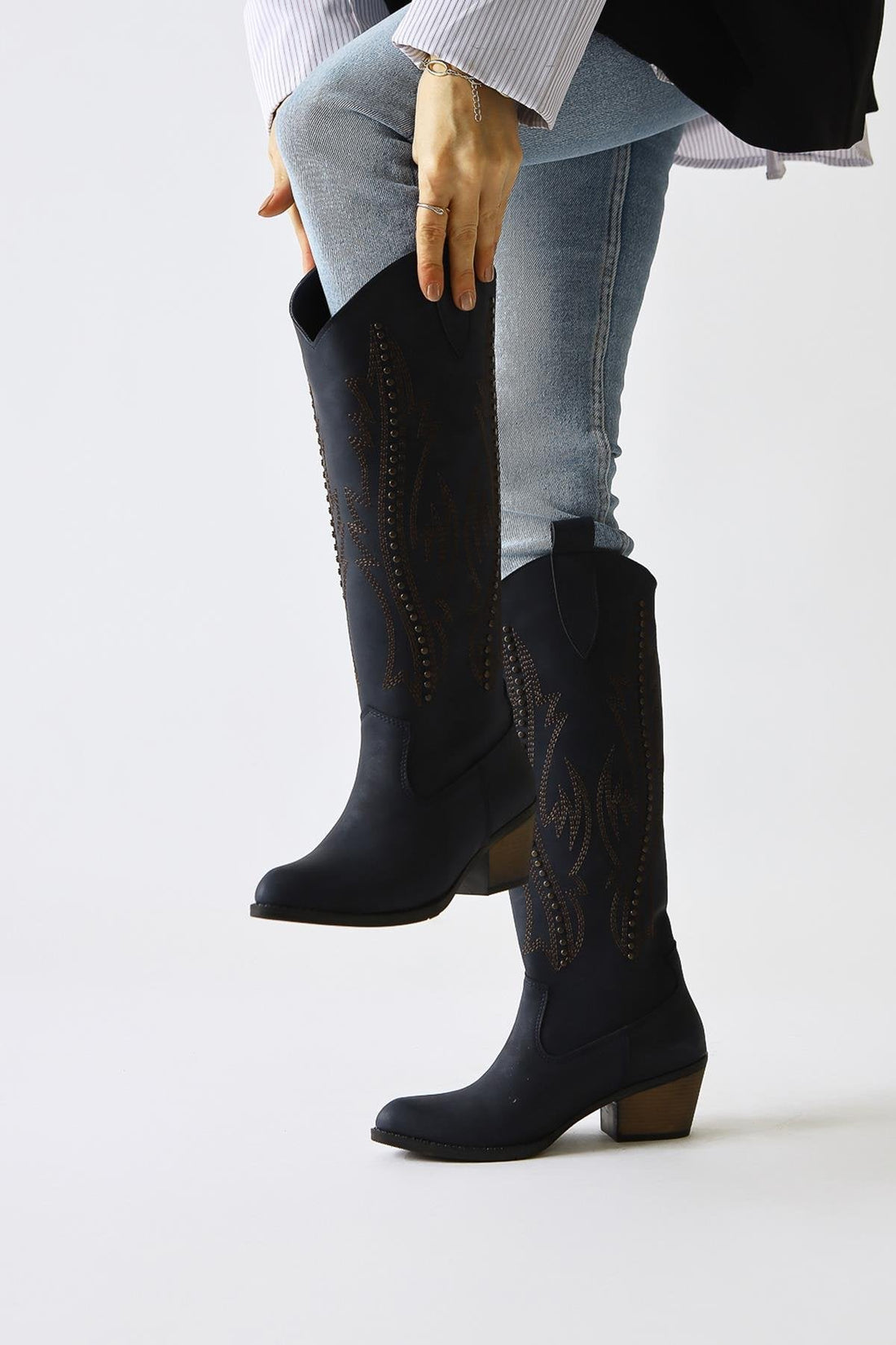 Fizaro Navy Pointed Toe Embroidered Studded Western Boots