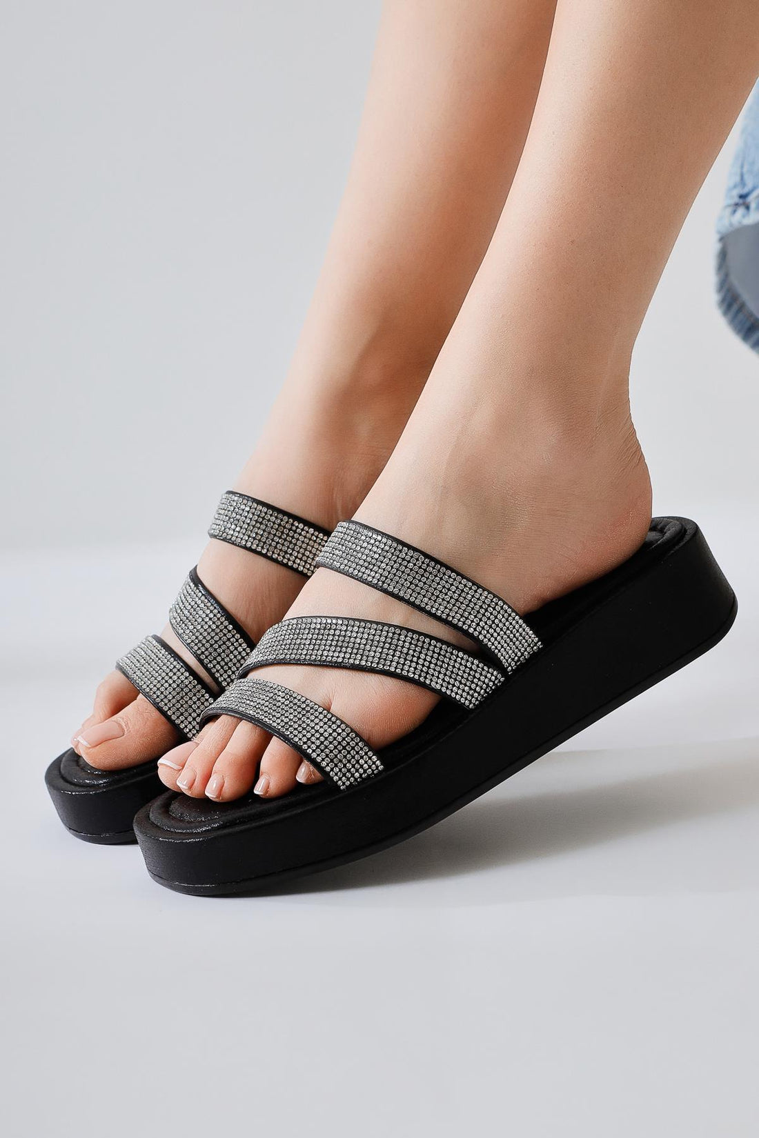 Vinita Black Three-Strap Gemstone Sandal