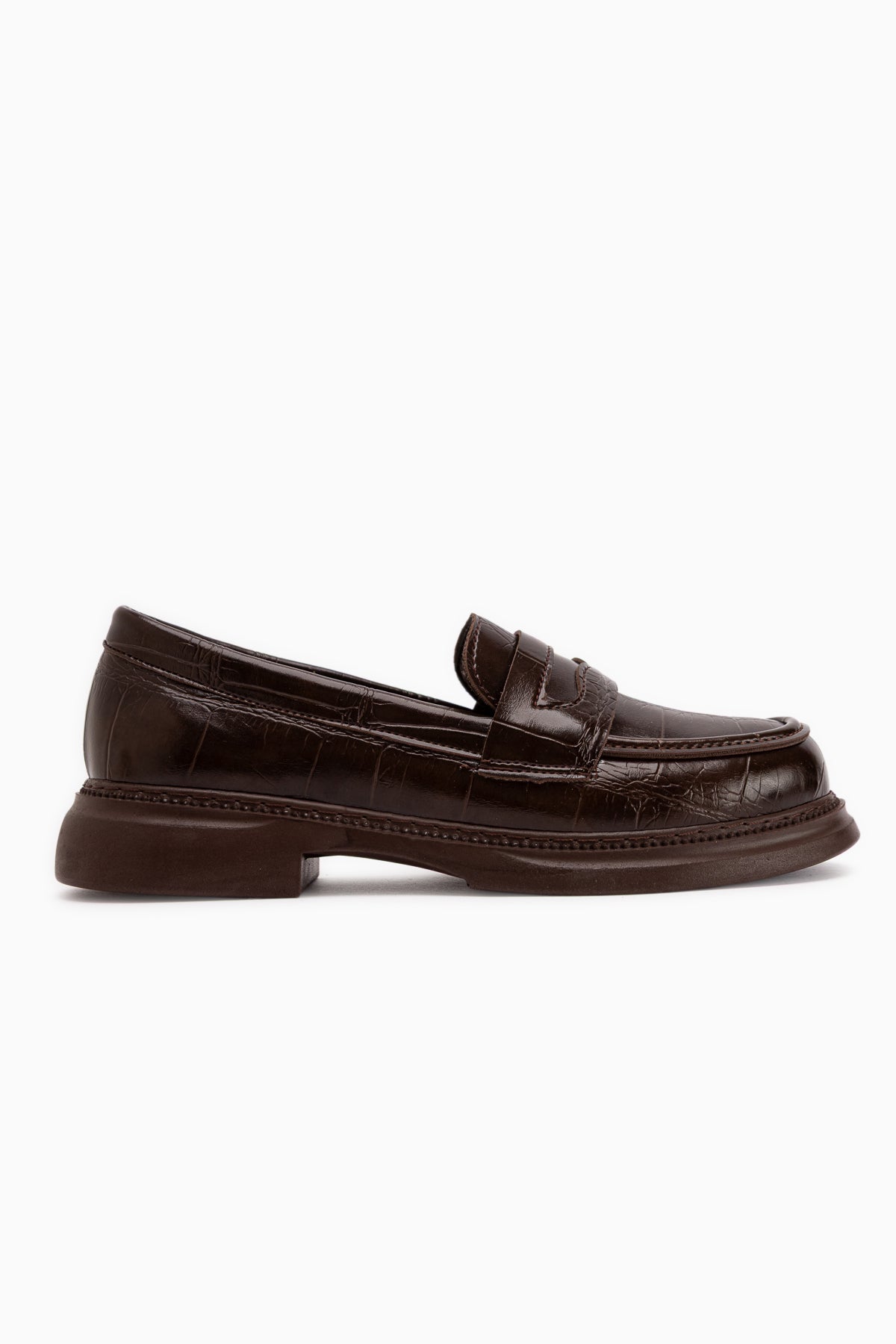 Sienna Brown Crocodile Pattern Women’s Loafer Casual Shoes